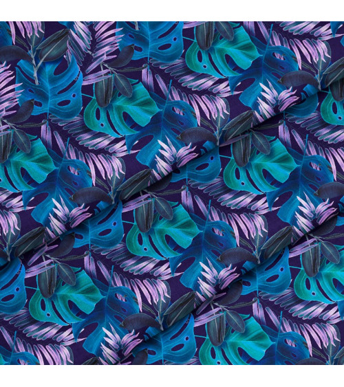 Polyester  Monster auf weiss