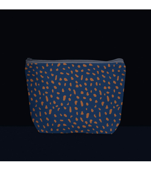 Bambi 04 inverted – fawn spot fabric | Mamidu