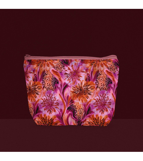 Leopard flora 01 – leopard floral fabric | Mamidu