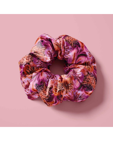 Leopard flora 01 – leopard floral fabric | Mamidu