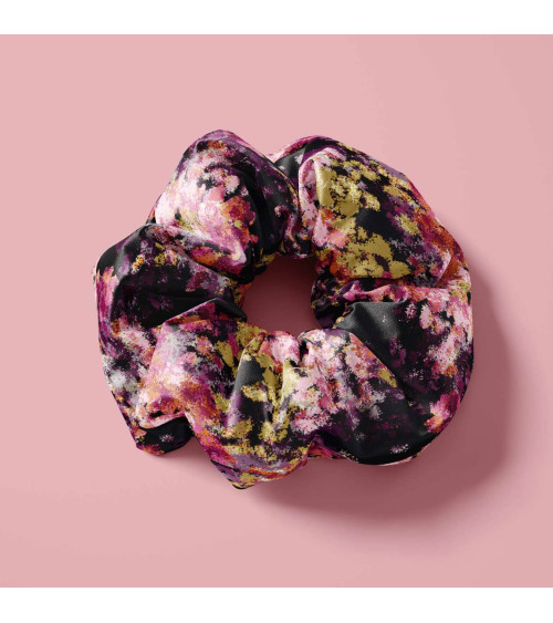 Midnight bloom 11 – pointillist floral fabric | Mamidu