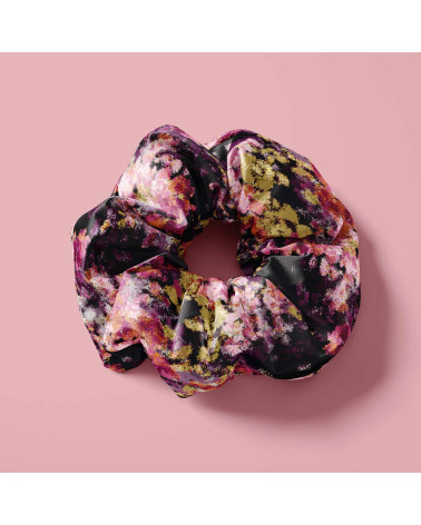 Midnight bloom 11 – pointillist floral fabric | Mamidu