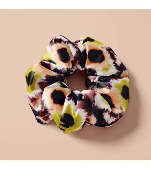Blurred petals 02 – rozmyte kwiaty, ikat | Mamidu