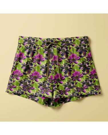 Purple bloom 02 – purple floral on lime | Mamidu