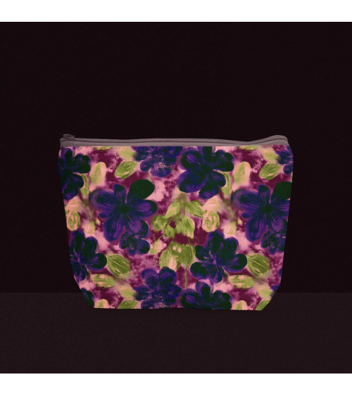 Purple bloom 10 – plum floral fabric | Mamidu