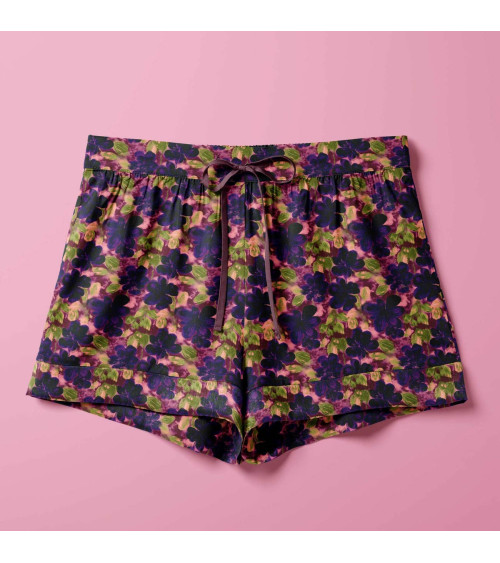 Purple bloom 10 – plum floral fabric | Mamidu