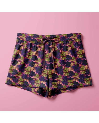 Purple bloom 10 – plum floral fabric | Mamidu