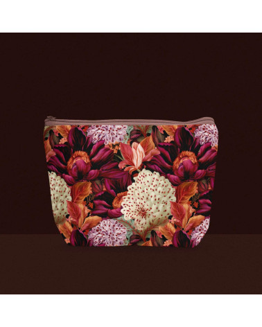 Velvet bloom 06 – red bouquet fabric | Mamidu