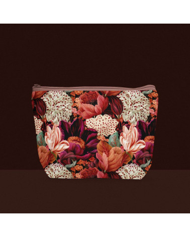 Velvet bloom 07 – cream coral bouquet | Mamidu