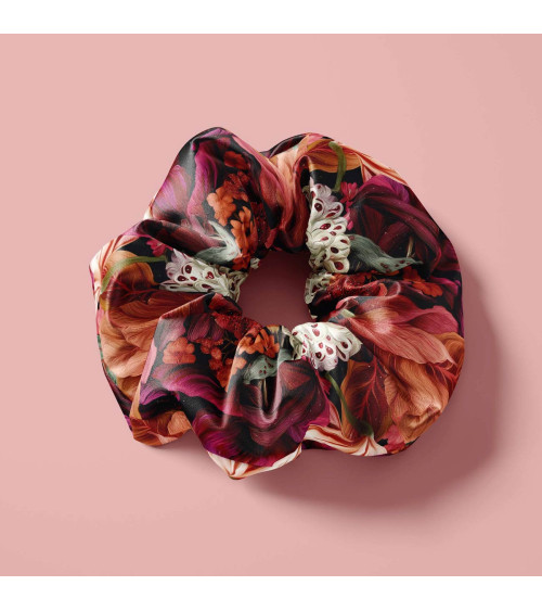Velvet bloom 07 – cream coral bouquet | Mamidu