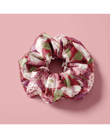 Cottage garden 01 – cottage garden floral fabric | Mamidu