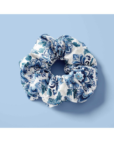 Delft floral 01 – delft blue floral fabric | Mamidu