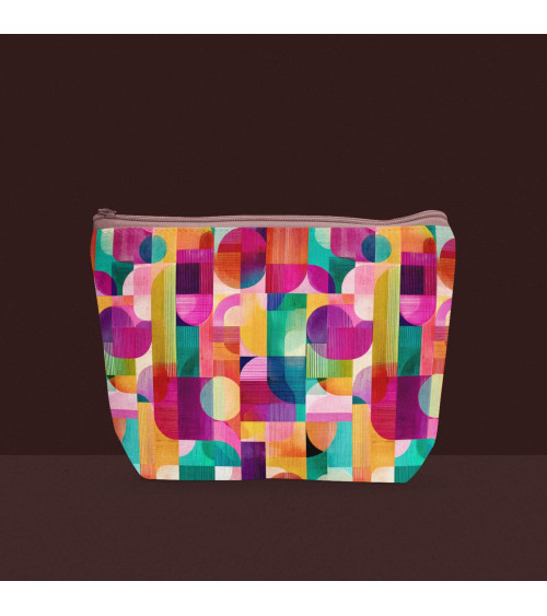 Retro geo 01 – bright retro geometric fabric | Mamidu