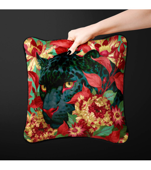 Floral Panther 02 – black panther and peonies | Mamidu