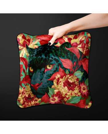 Floral Panther 02 – black panther and peonies | Mamidu