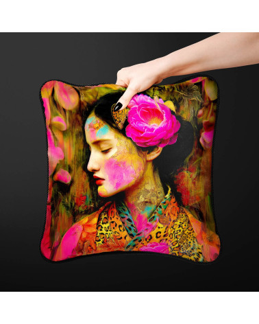 Peony Muse 01 – portret kobiety z piwonią | Mamidu