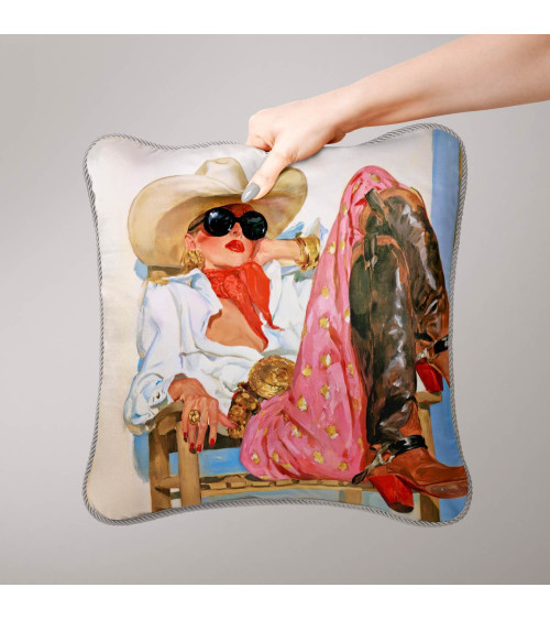 Retro Cowgirl 01 – Retro-Cowgirl mit Sonnenbrille | Mamidu
