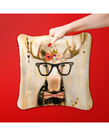Crowned Moose 01 – crowned moose in glasses | Mamidu
