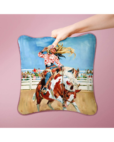 Rodeo Cowgirl 02 – Rodeo-Cowgirl auf Schecke | Mamidu