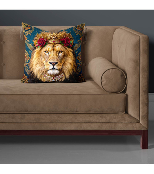 Royal Lion 18 – lion with a rose crown panel | Mamidu