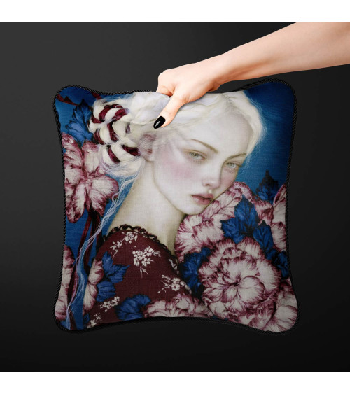Indigo Muse 02 – white-haired girl in flowers | Mamidu