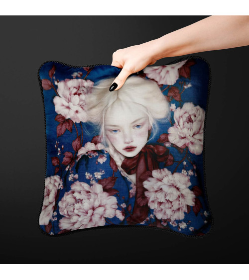 Indigo Muse 03 – Mädchen im Blumenmantel | Mamidu