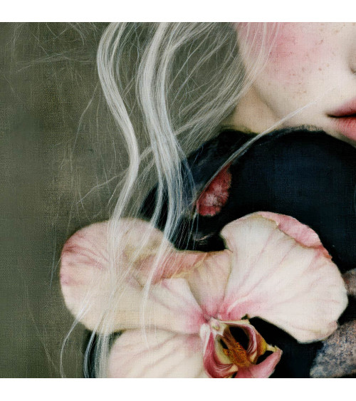Porcelain Doll 02 – Mädchen mit Orchideen | Mamidu