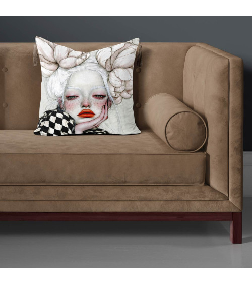 Porcelain Doll 16 – dziewczyna z białymi piwoniami | Mamidu