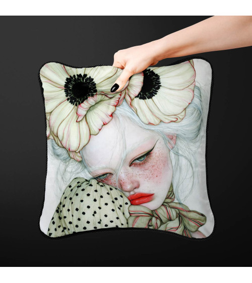 Porcelain Doll 17 – porcelain girl with anemones | Mamidu