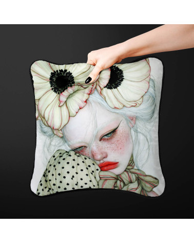 Porcelain Doll 17 – porcelain girl with anemones | Mamidu